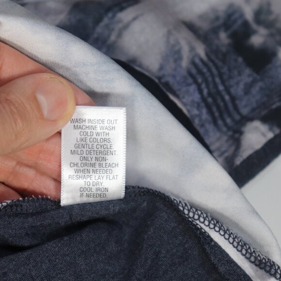 Simply Vera Vera Wang Blue Grey Asymmetrical Shirt, Size Medium - Picture 7 of 9